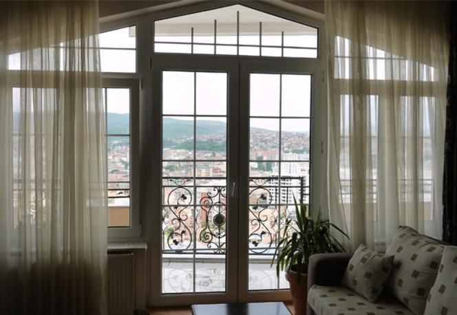 Hotel Pinocchio Pristina Quarto foto